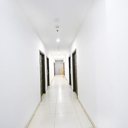 Ayaan Residency Hotel Noida Exterior photo