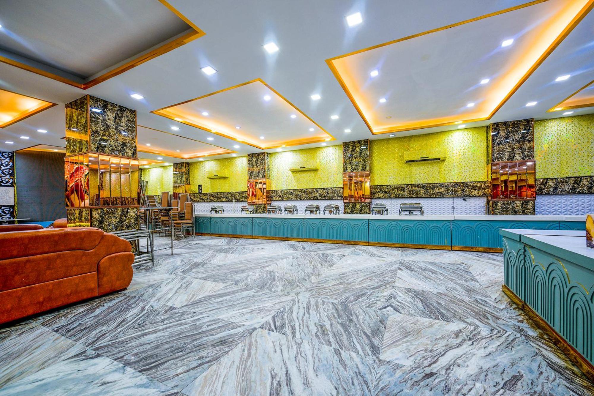 Ayaan Residency Hotel Noida Exterior photo